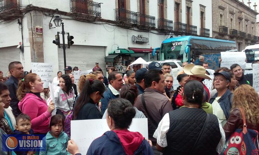 Ciudadanos exigen que la Secretaria de Salud atienda necesidades en Uruapan