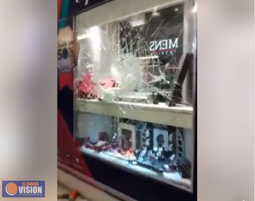 Asalto a joyería en Espacio Las Américas provoca fuerte operativo policiaco