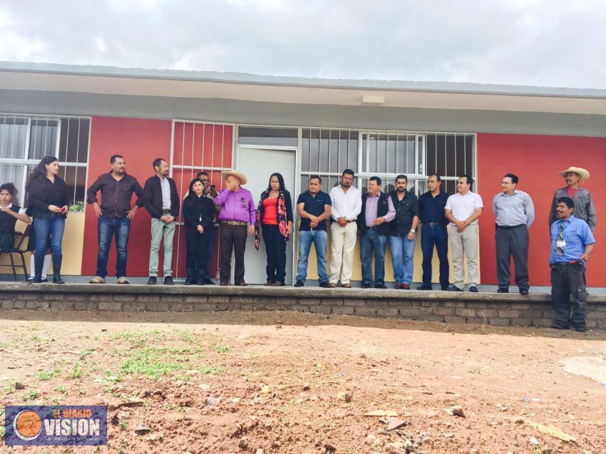 Inauguran Tele Bachillerato en una comunidad de Tarímbaro 