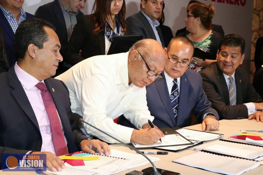 Huetamo refrenda compromiso para prevenir y erradicar violencia contra las mujeres: Gilberto Zarco