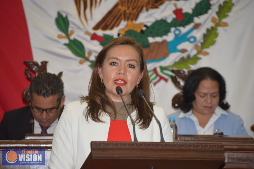 Revisa Yarabí Ávila acciones para el combate a la obesidad 
