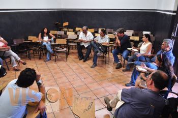 Exhiben realizadores locales sus trabajos audiovisuales en la Plaza Valladolid
