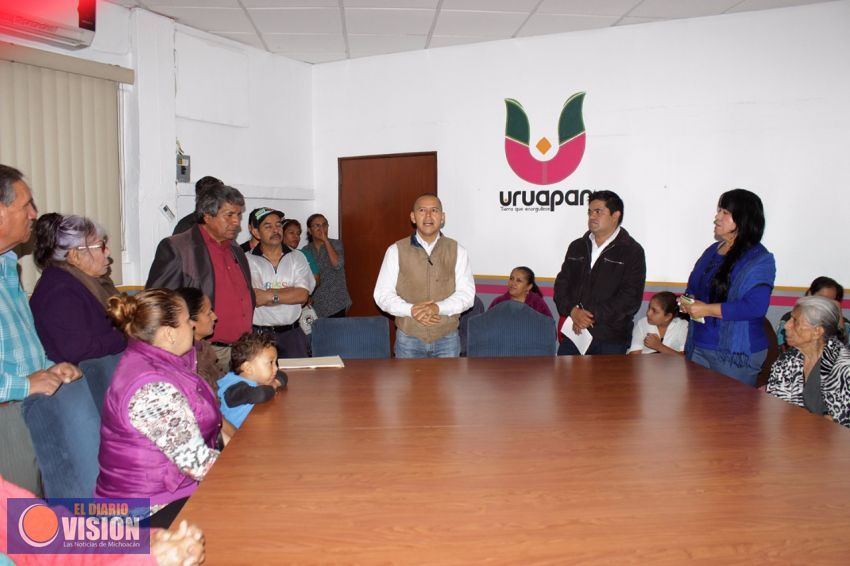El gobierno municipal atiende peticiones en materia gestiones para salud pública