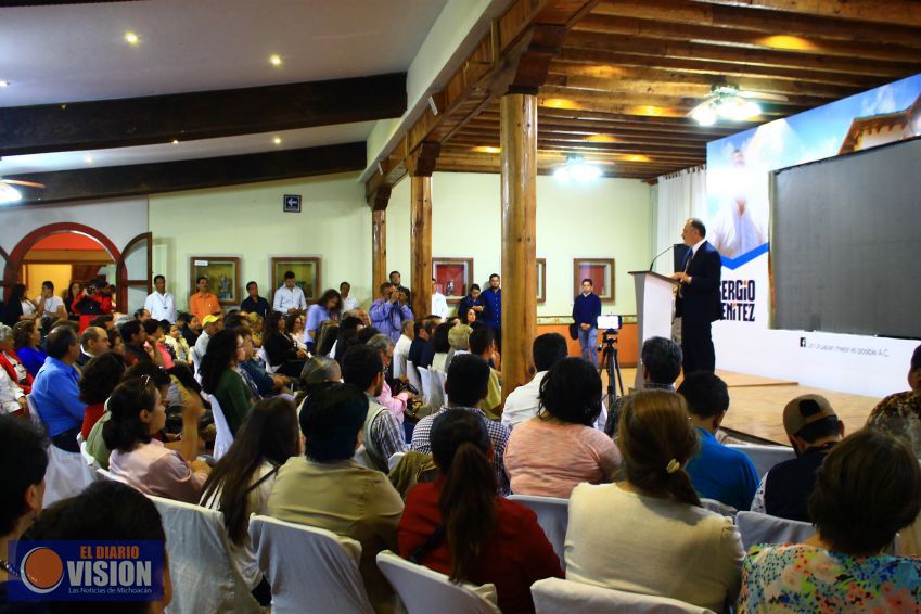 Presentan la asociación civil  Uruapan Mejor AC