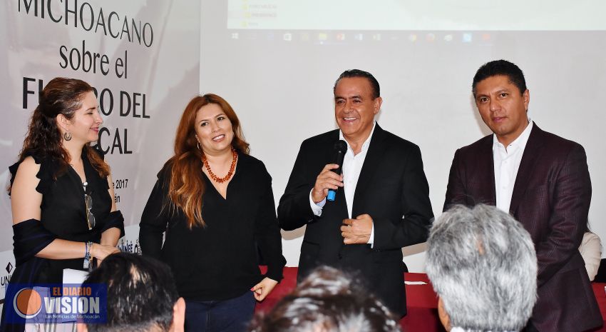 Mezcal michoacano, digno de competir en el mercado: Sigala