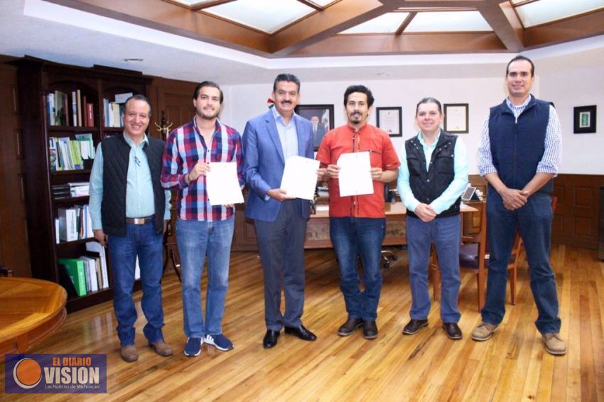 Chinicuila busca la recuperación de sus ecosistemas utilizando abejas 