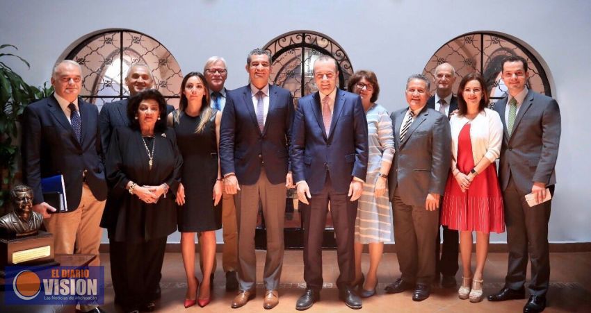 Dialoga PRI con Parlamento Europeo sobre migración, acuerdos nacionales y populismo