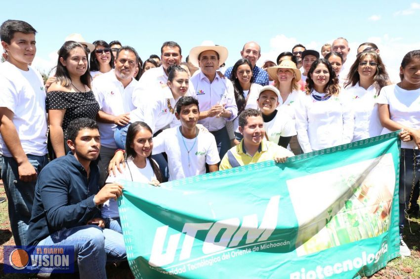 Supervisa Gobernador terrenos donde se construirá la UTOM