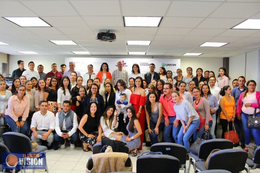 Construye Gobierno de Michoacán herramientas por una sociedad igualitaria