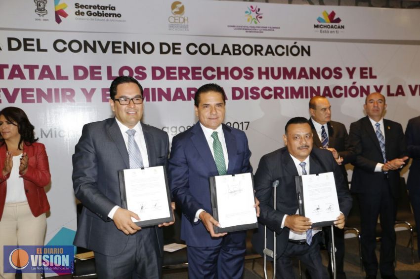Refrenda Silvano Aureoles colaboración para erradicar discriminación y violencia en Michoacán