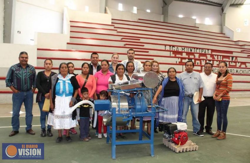 Entregan molino de nixtamal a la comunidad de Jaracuaro en Erongarícuaro