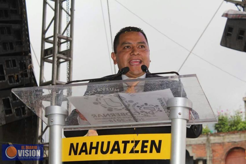 El Presidente Municipal de Nahuatzen, Miguel Prado Morales, rindió su 2do. Informe de Gobierno