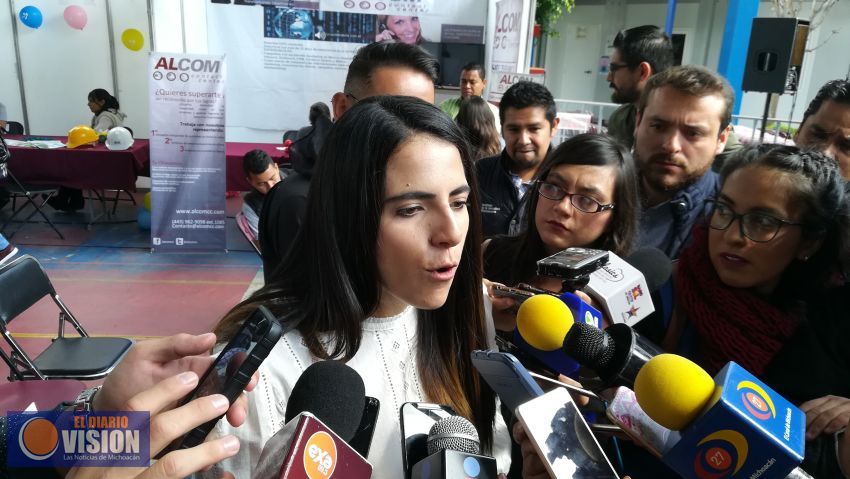 Exige Giulliana Bugarini que investiguen los jóvenes de MC datos actualizados antes de exhibir 