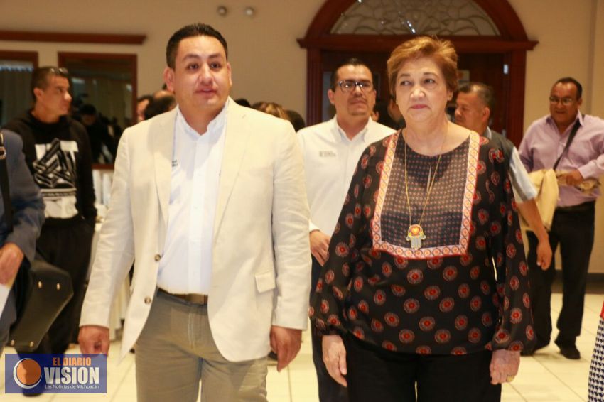 Suman esfuerzos para establecer cultura de paz y erradicar la violencia en Uruapan