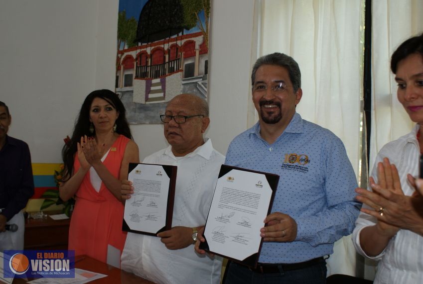 Ciudadanos de Huetamo se suman al Comité Municipal para festejos del Centenario de UMSNH