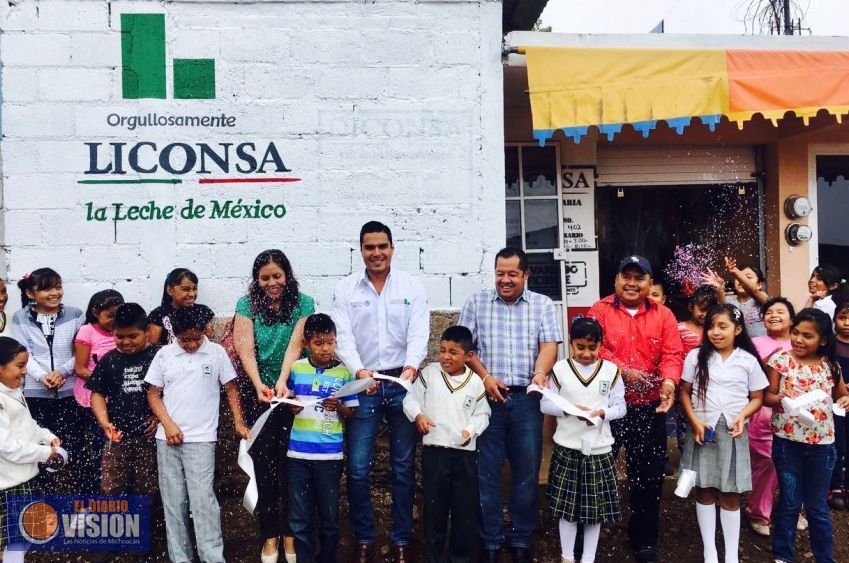 Inaugura LICONSA lecherías en Susupuato y Contepec