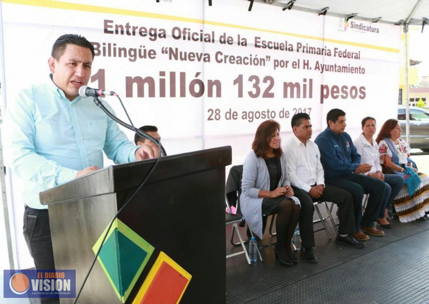 Víctor Manríquez entregó la Escuela Primaria Bilingüe “Nueva Creación” en el Capulín