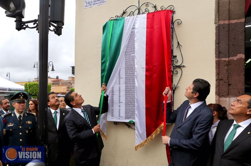 Encabeza Gobernador recorrido del Bando Solemne por Fiestas Patrias en Morelia