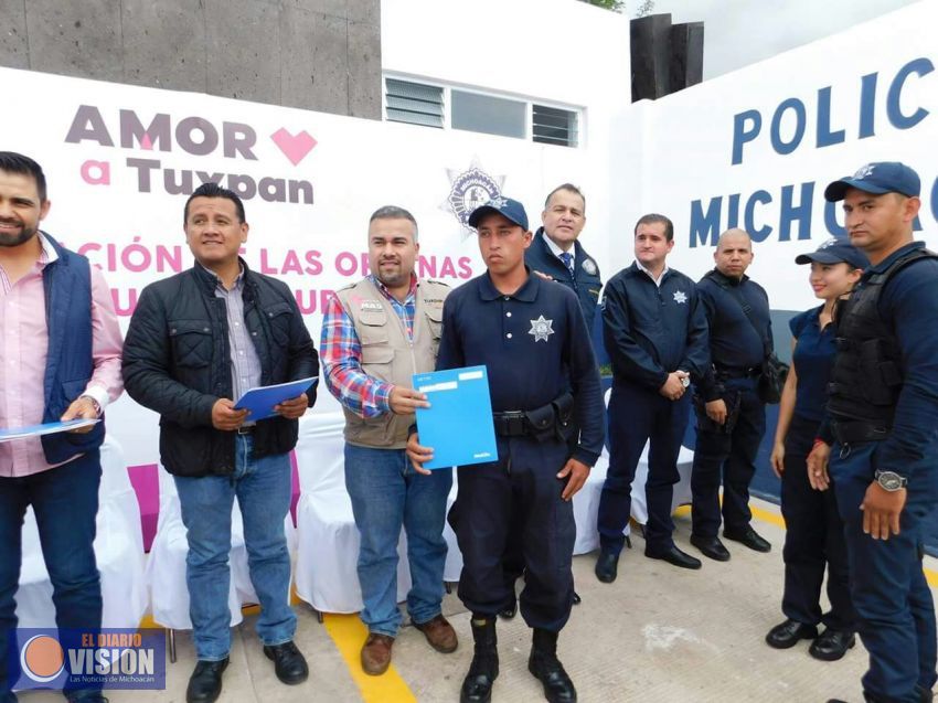 Entregan obras de alto impacto en Tuxpan