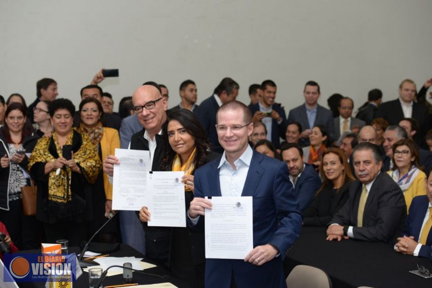 PAN, PRD y MC registran frente amplio ante el INE