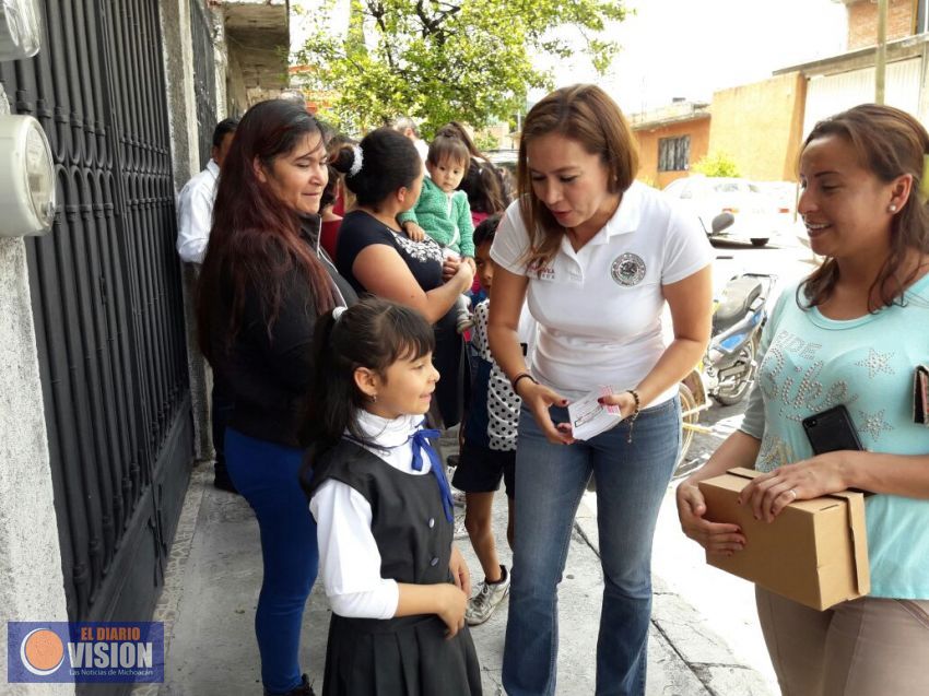 Somete Yarabí Ávila su trabajo a la evaluación de los ciudadanos