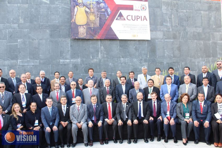 Ante una época de grandes transformaciones, las universidades públicas deberán estar preparadas: JV