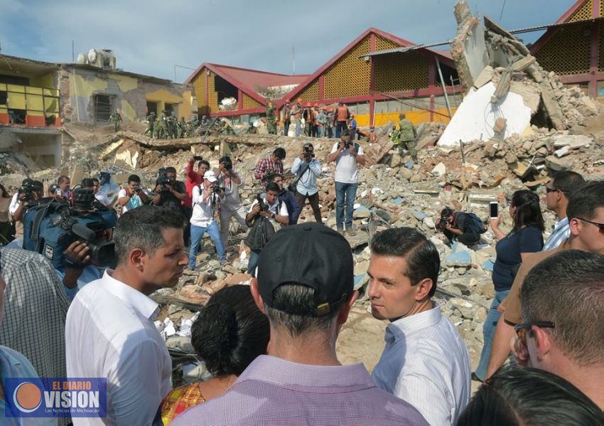 Oaxaca, una de las zonas más afectadas por sismo, el Presidente Peña realiza recorrido