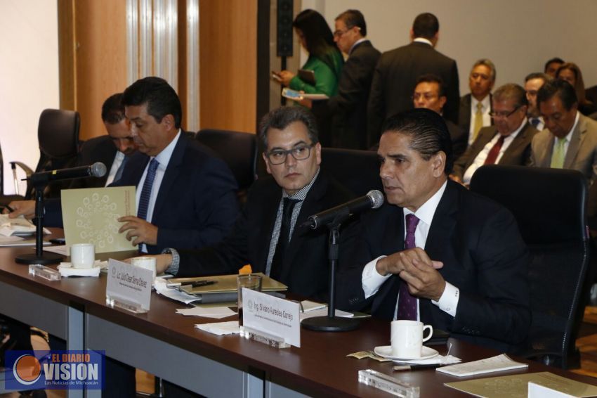 Silvano Aureoles y homólogos de Conago analizan relación bilateral México-EU