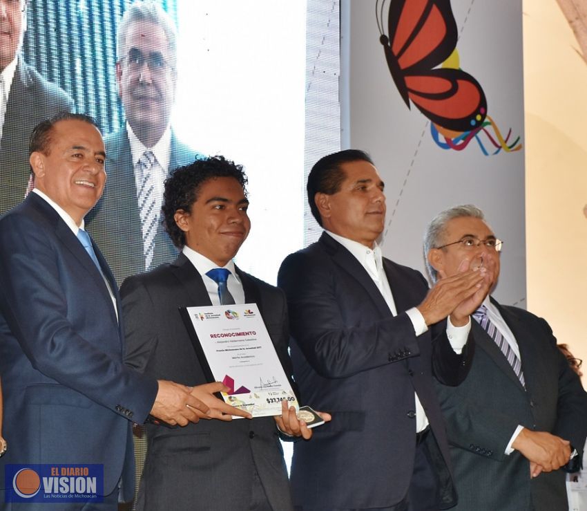 Congreso alienta a los jóvenes: Sigala