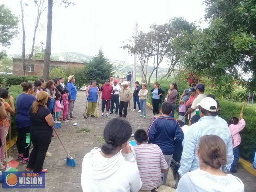 Acciones preventivas de salud mediante faenas de limpieza: Salvador Arvizu