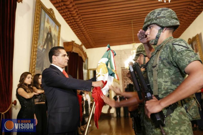 Recobran michoacanos, espacios públicos en festejos del Grito de Independencia