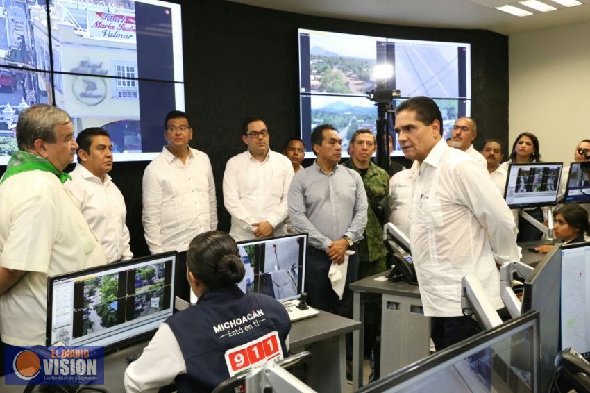Inaugura Gobernador primer Complejo Administrativo y Cuartel Policial de Huetamo 