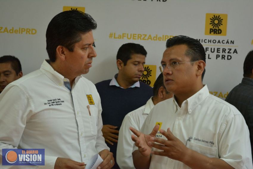 Áreas del Gabinete le fallan al Goberndor: Carlos Torres PIña 