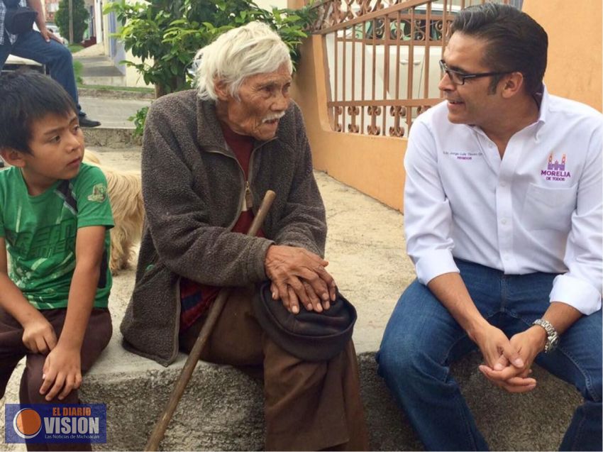 Recorre Jorge Tinoco mayoría de calles morelianas para tender peticiones ciudadanas 