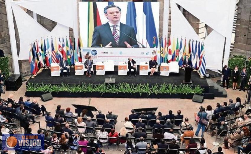 Apuntan a la desconfianza ciudadana ante gobiernos ineficaces, como la gran loza de la democracia