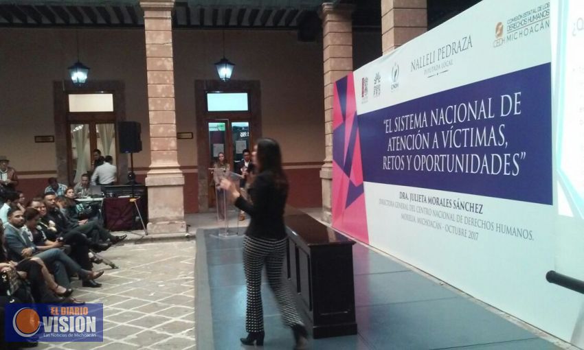 Dictan Conferencia Magistral 