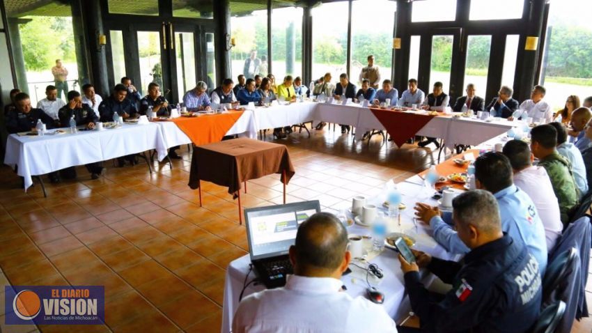 Revisan SSP y Mesa de Seguridad y Justicia avances en Uruapan