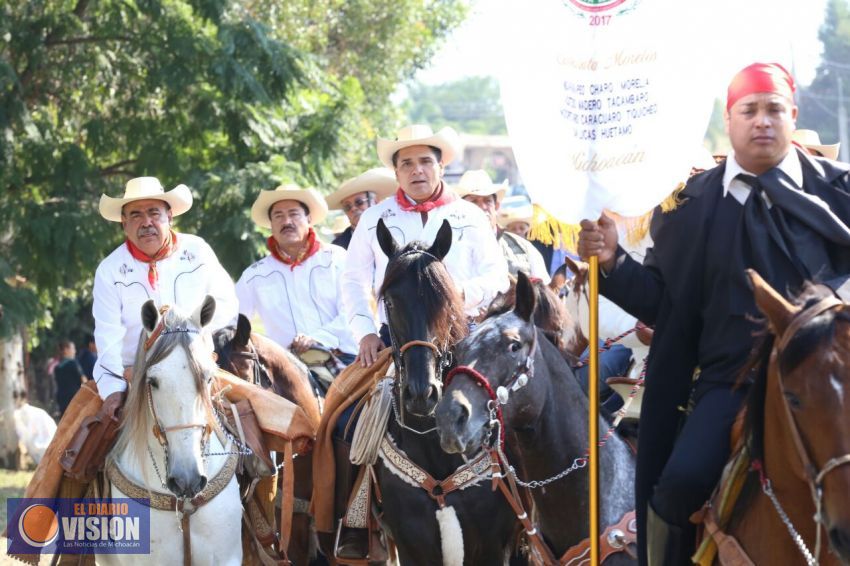 Llama Gobernador a trabajar en unidad por Michoacán
