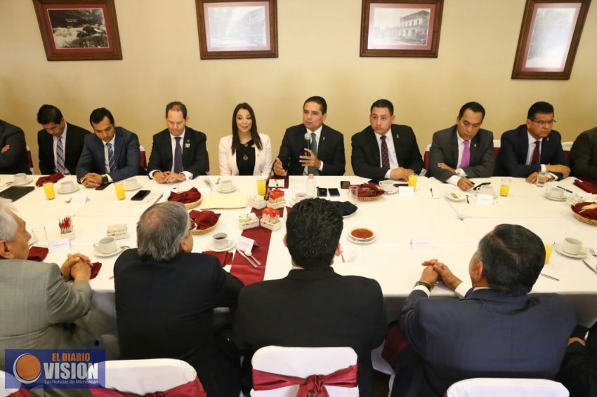 En alianza con IP para garantizar desarrollo de Michoacán: Silvano Aureoles 