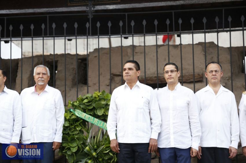 Conmemora Gobernador CCIII aniversario de la promulgación de la Constitución de Apatzingán