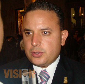 Apremiante reformas políticas y laborales en México: Dip. Carlos Quintana