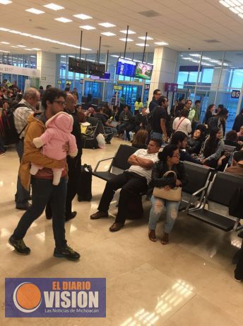 Volaris, causa panico en vuelo nacional