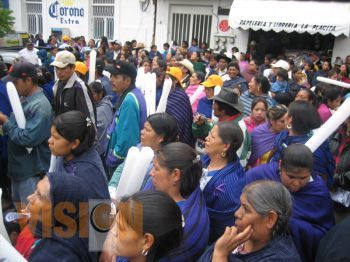 Cierra campaña en Uruapan Silvano Aureoles