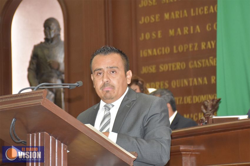 Enrique Zepeda llama al Ejecutivo a resolver problemas de Pensiones