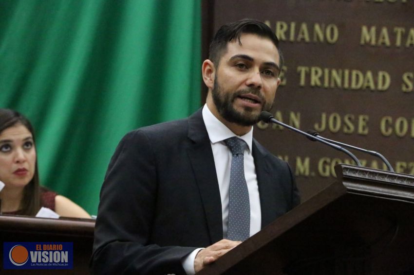 Plantea Manuel López Meléndez que el sexting sea considerado delito