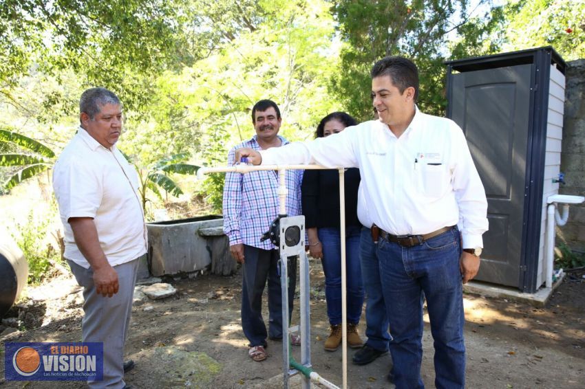  ¡Por fin! Llega el agua a comunidades marginadas de Tiquicheo 