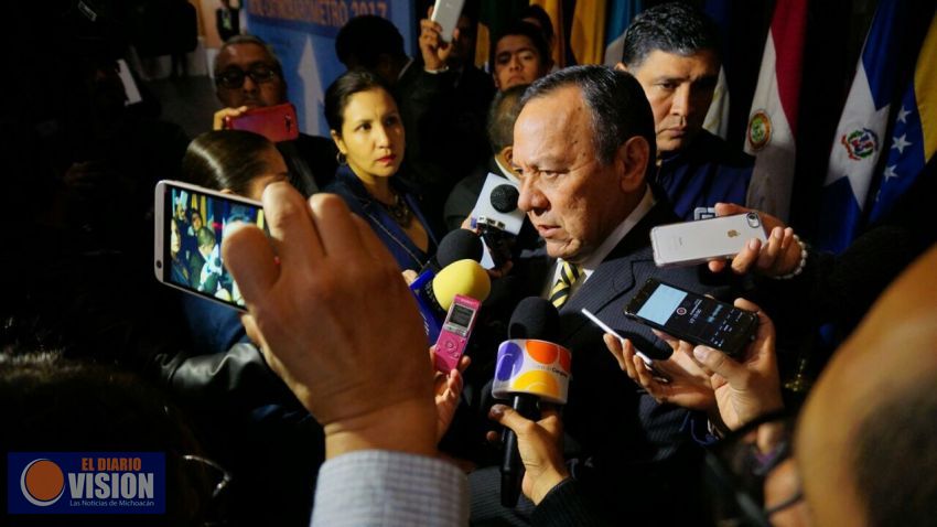 Exige PRD al Gobierno Federal coregir el indignante y ofensivo incremento de 5 pesos al salario