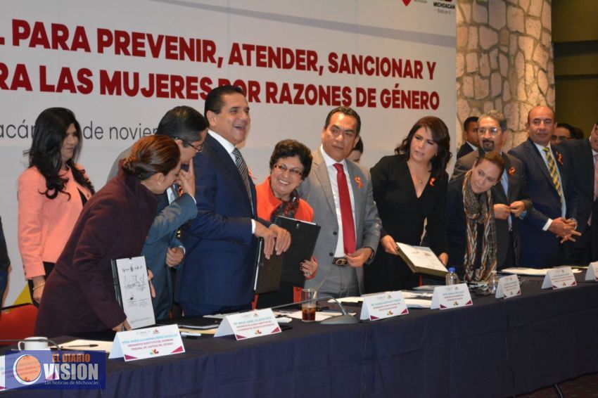 Combatiremos cualquier manifestación de violencia contra las mujeres y niñas: Silvano Aureoles