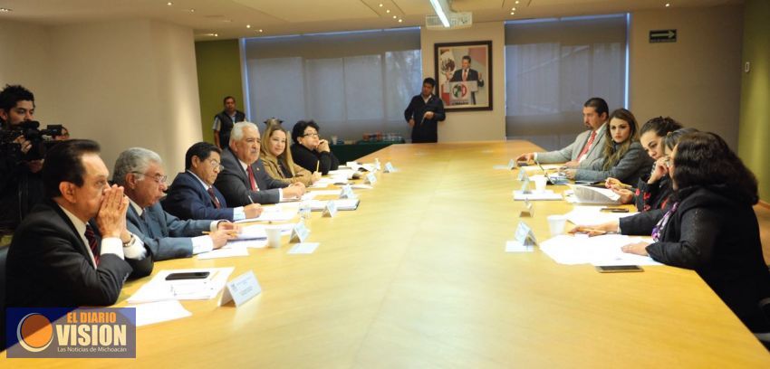 Emite CEN del PRI convocatoria para la elección y postulación de candidat@ a la Presidencia 