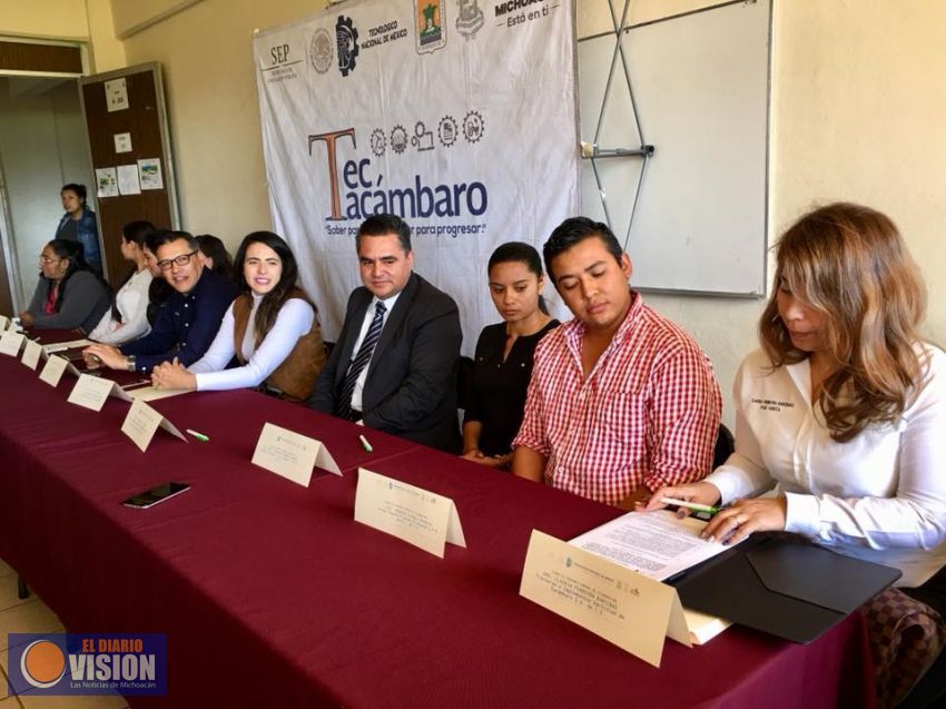 Firman convenio para incluir a los jóvenes de Tacámbaro en el sector laboral